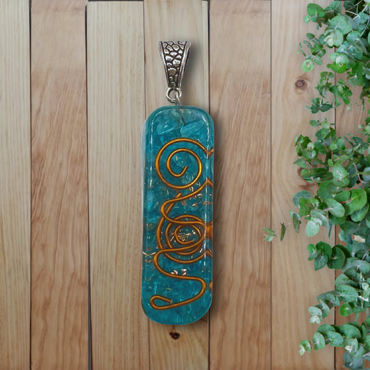 Orgone Healing Necklace Aquamarine with Copper Quartz